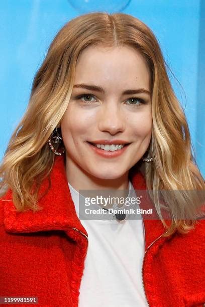 1 053 photos et images haute résolution de Willa Fitzgerald